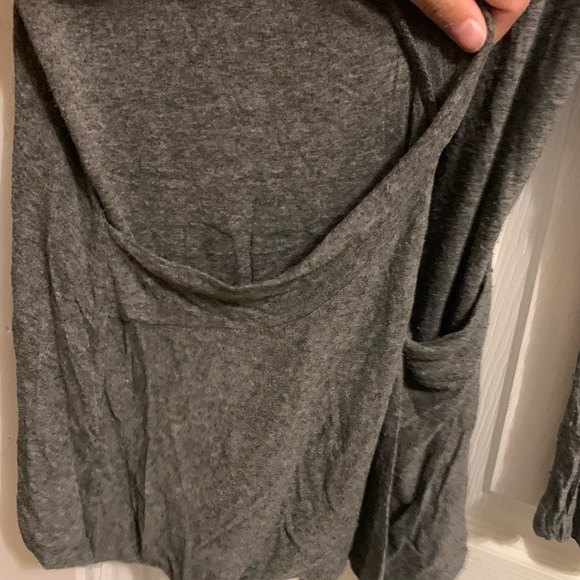 Ginger G || Thin grey cardigan - Picture 2 of 5